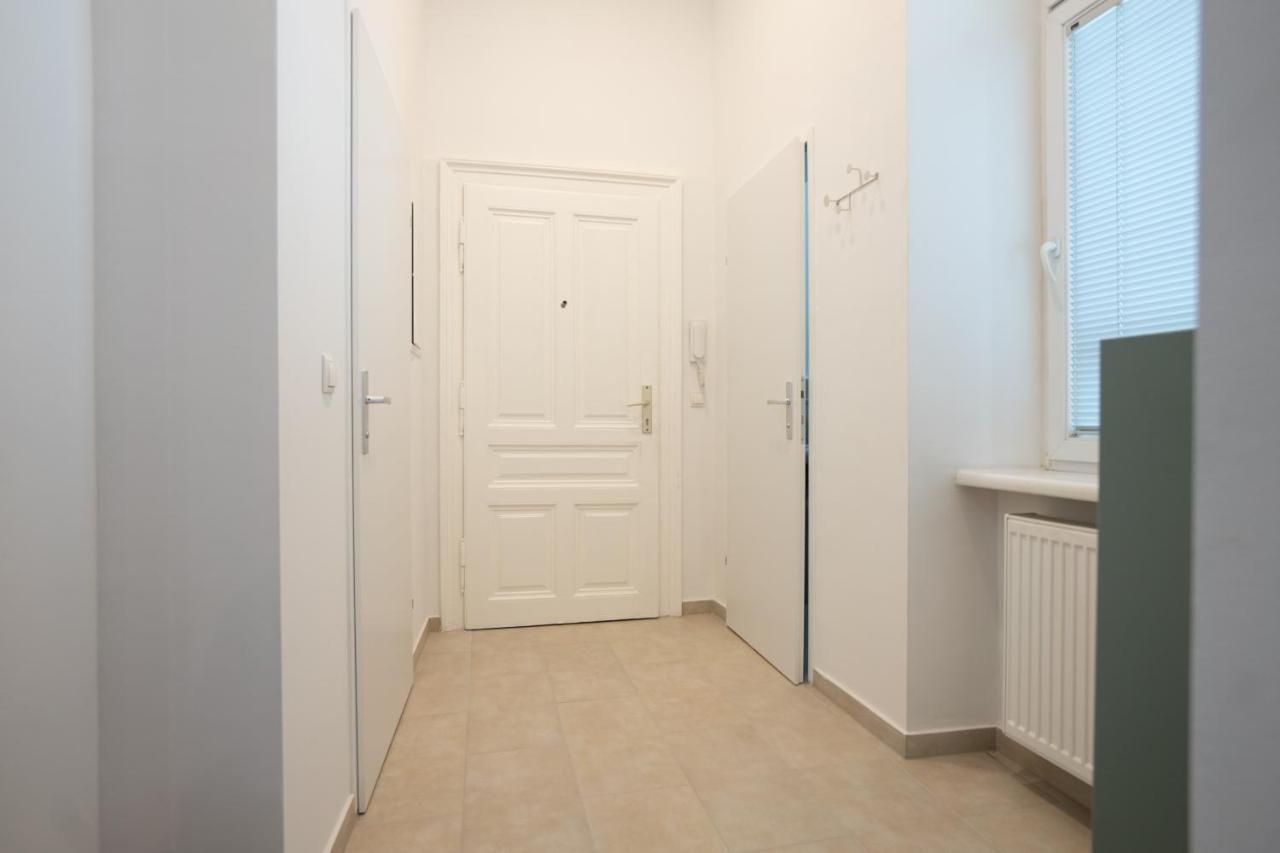 46 M2 Central Bright Apartment With A Balcony Wien Exterior foto